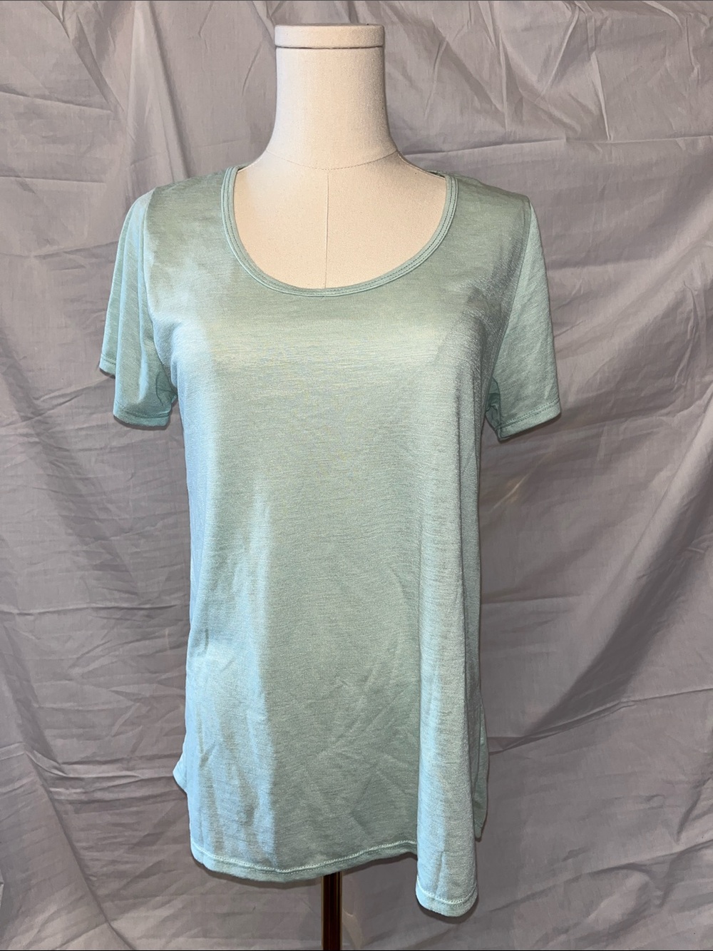 LuLaRoe Light Aqua Scoop Neck Short Sleeve Tee